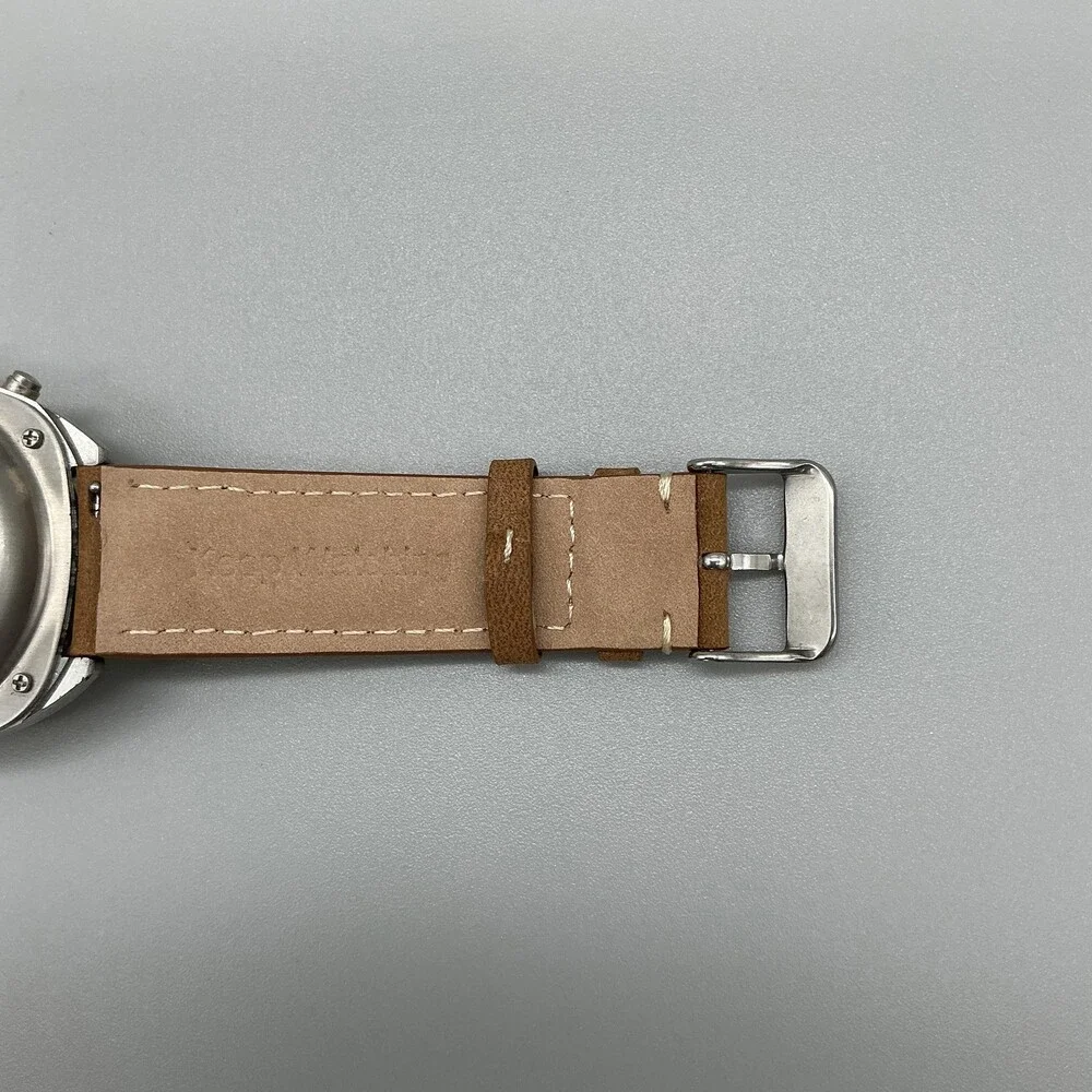Can You Imagine Infinity Optics Mens Watch 44mm Silver Tone Leather New Battery